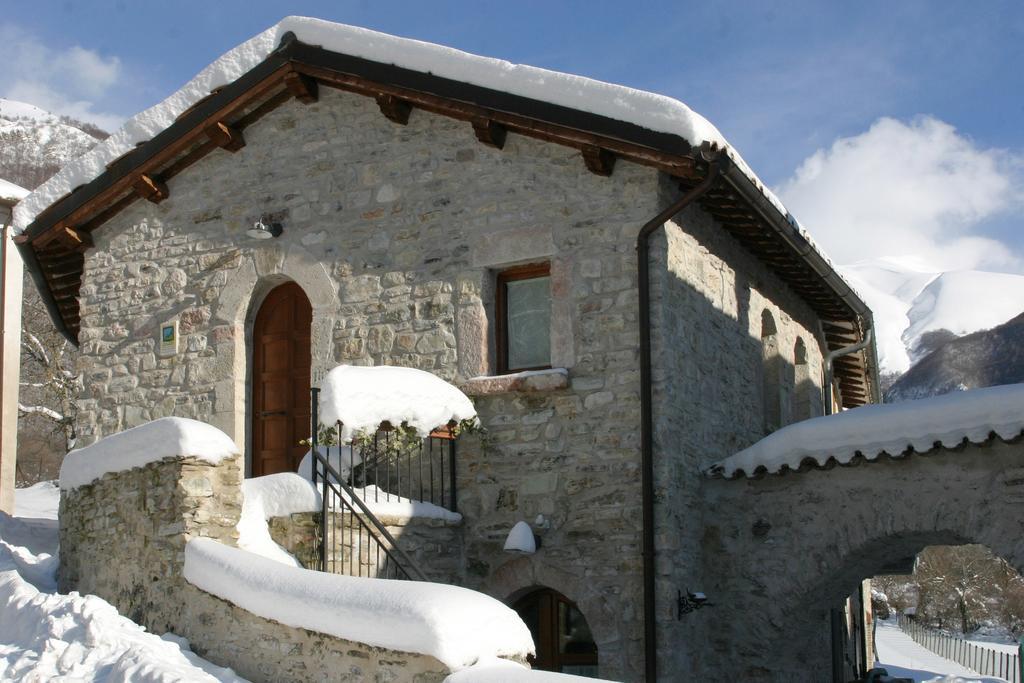B&B Cascina Dell'Orso Castelsantangelo sul Nera Eksteriør bilde